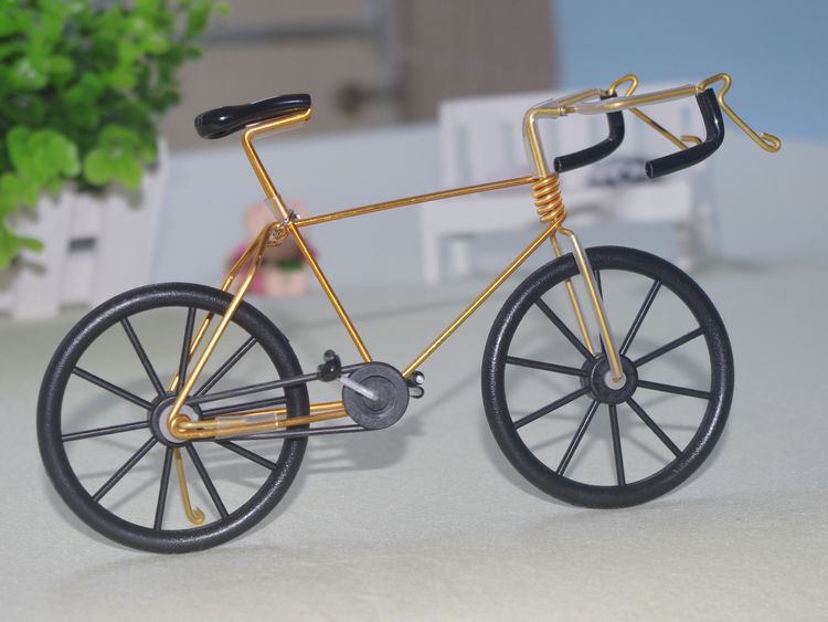 匠心鑄韻 成都金屬絲工藝品模型中的技藝之美